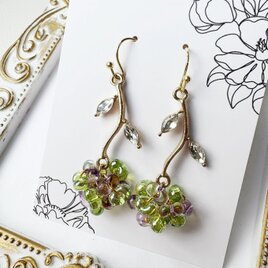 大人のチェコビーズ・1輪のプレゼントピアス19