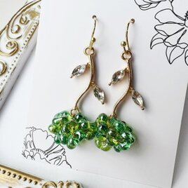 大人のチェコビーズ・1輪のプレゼントピアス20