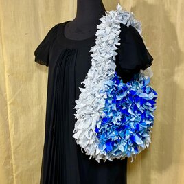 【一点もの】爽やかなブルーのフラワーデザイン ショルダーバッグ