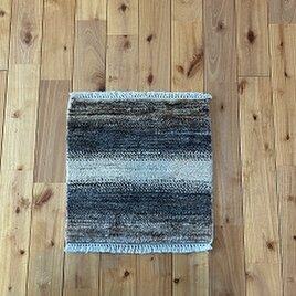 ガゼニ ギャッベ 【トルクマン族】 ミニマット ラグ　ウール　39x39cm BP20