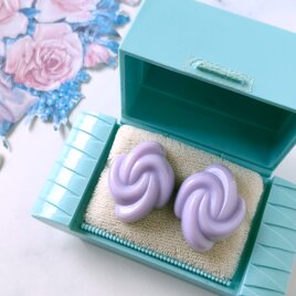 lavender plastic knot ヴィンテージピアス