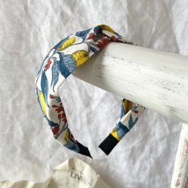 リバティ （ LIBERTY fabric ） の カチューシャ 「 conservatory fruits」イエロー