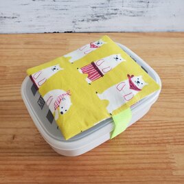 お弁当に！保冷剤ケース付きお弁当箱ゴムバンド ランチベルト  シロクマ柄
