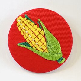 刺繍ブローチ　とうもろこし