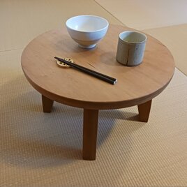 小さなテーブル