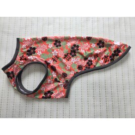 犬服　【受注制作品】ウィペット用接触冷感ニットのタンクトップ