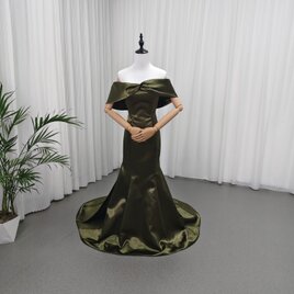 カラードレス 深めな緑 オフショルダー ハンドドレープ マーメイドライン バックリボン クラシカル 音楽会/発表会