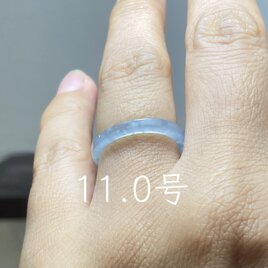 L17-185 アニバーサリーリング 氷種 薄水色 11.0号 グアテマラ産 A貨 本翡翠 くりぬき リング