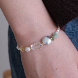 kuldi og hlýja bracelet　淡水バロックパール　天然石ブレスレット　翡翠　シトリン　クオーツ　水晶