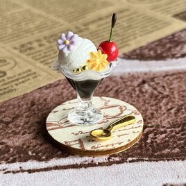 191 ＊コーヒーゼリー　アイス乗せ＊　ミニチュアスイーツ　ドールハウス　フェイクフード　オブジェ　シルバニア　YUMEmini