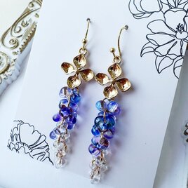 大人のチェコビーズ・雨で輝く紫陽花のピアス6
