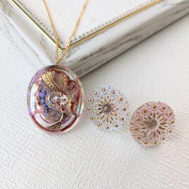 【1点限定】アクセサリー 優美なピンクオーバル チェコガラスボタンのアンティークセット