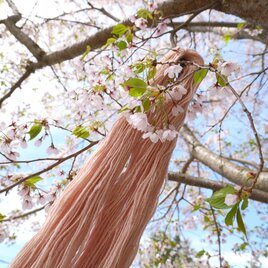 本物の桜色 103g/約250〜260m｜桜染めの手紡ぎ糸　草木染め　ピンク 毛糸　コーモ　ポルワス