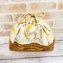 ちょっと大きめ　お弁当袋　【シマエナガとミモザ】