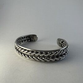 受注生産【SF Double Twist Bangle】/ 職人手仕事　研磨仕上げ　ステンレス　バングル