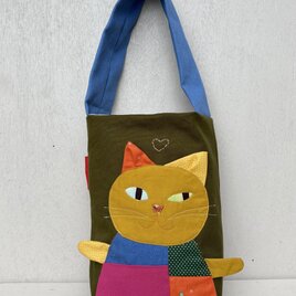 お散歩ねこの小さなかばん
