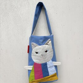 お散歩ねこの小さなかばん