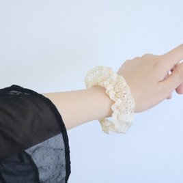 【iichi限定販売】"bouquet of joy" - ecru | バングル | ワイルドシルク