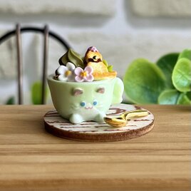 327 ＊ネコさんクッキーの抹茶ソフト＊　ミニチュアスイーツ　オブジェ　粘土　ドールハウス　フェイクフード　YUMEmini