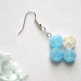 レジンアート　丸を連ねてピアス〈玉ぞ散りける〉