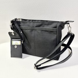 毎日にちょうどいい 整理上手なCORDURA®軽量ショルダーバッグ（ブラック）