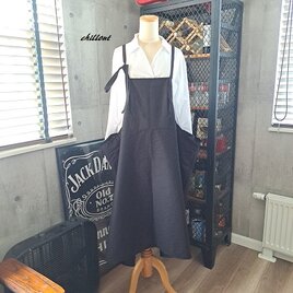 【背中がかわいい】ロング：エプロンドレス：コットン：ブラック【1066】