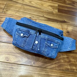 ボディバッグ★デニムリメイク★トートバッグ　マザーズバッグ　ウエストポーチ カバン 男前　アップサイクルのコピー