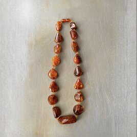 Vintage 70s-80s retro rough cut amber beads necklace