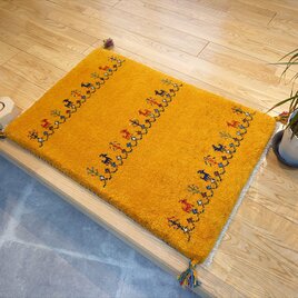 ハンドメイド　ペルシャ ギャッベ　玄関マット　ラグ　86x60cm　黄金色　ヤギ　羊　生命の木　RJ15407
