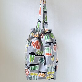 保温保冷シート付き巾着型エコバッグ・大きめ（ベジタブル）