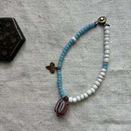 ＊AsiaとAfricaのブレス。@インドのシェブロンビーズ＋ミャンマーの古いシードビーズ＋アフリカのシードビーズなど