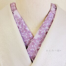2ウェイの刺繍半衿 菖蒲色の刺繍