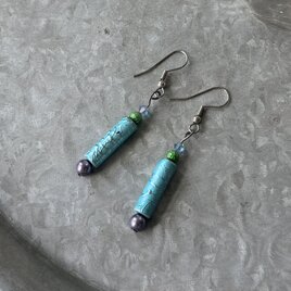P792-ヴィンテージピアス U.S.A. 1970-80's Turquoise Blue Tube Beads
