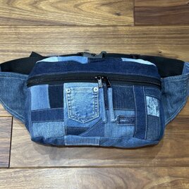 ボディバッグ★デニムリメイク★トートバッグ　マザーズバッグ　ウエストポーチ カバン 男前　アップサイクルのコピー