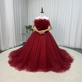 ワインレッド カラードレス 胸元フリル デザイン感 サッシュベルト チュールスカート クラシカル 花嫁