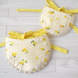 犬用スタイ　猫用スタイ　付け襟　レモン柄×パールビーズ　リップル　イエロー　超小型犬～　お出かけ　写真撮影　ギフト　No.444