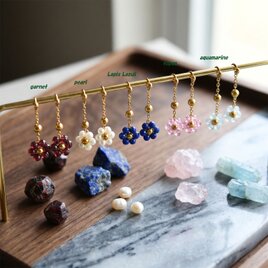 選べる天然石のフラワーピアス ラピスラズリ ピンクトパーズ アクアマリン ガーネット サージカルステンレス 花ピアス