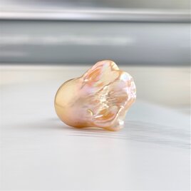 小ぶりなヒラヒラ金魚パール リング ゴールデンペールピーチ 　#13〜