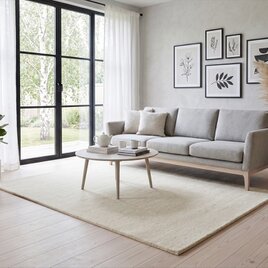 近日入荷】ハンドメイド　夏はさらさら　手織り ラグ　ゆるギャッベ　205x133㎝　無染めウール　無地　アイボリー