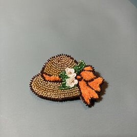 麦わら帽子のブローチ