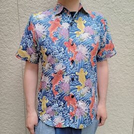 半袖和柄シャツ（荒波に鯉）