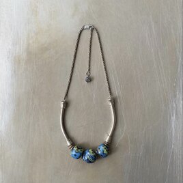 Vintage 90s-00s USA retro blue glass beads necklace