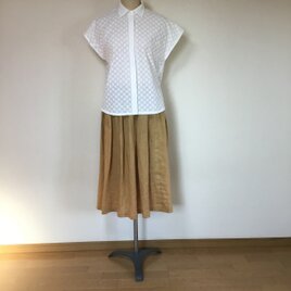 夏、コットンレースフレンチ袖のブラウス