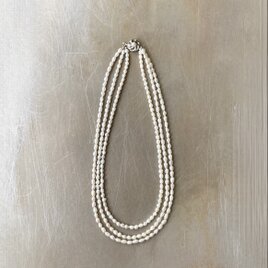 Vintage 90s retro SILVER fresh water pearl necklace