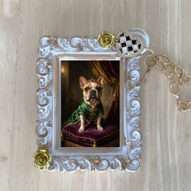 犬（フレンチブルドッグ）バッグチャーム ルネサンス風 ホワイト額縁デザイン