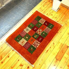 ペルシャ　ダバールギャッベ　玄関マット　ラグ　88×61㎝　　パネル柄　黄金色　B468
