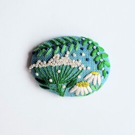小さなお花の刺繍ブローチ・botanical#495
