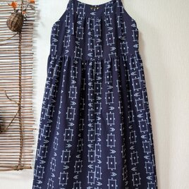古布リメイク のぼり旗＋藍染のジャンバースカート やばた のぼり旗