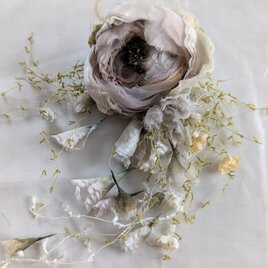 布花 大きなバラのコサージュ（黒）/ 00114 | iichi 日々の暮らしを