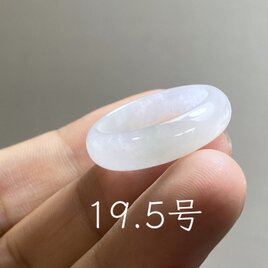 中国古美術 ミャンマー 白底青 翡翠 扳指 指輪 手工細彫 旧蔵收 装身具 L18-62 氷糯種 白瓷 15.5号 ミャンマー産 A貨 本翡翠 くりぬき リング